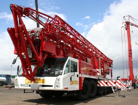 Mobile tower crane Hire Brent